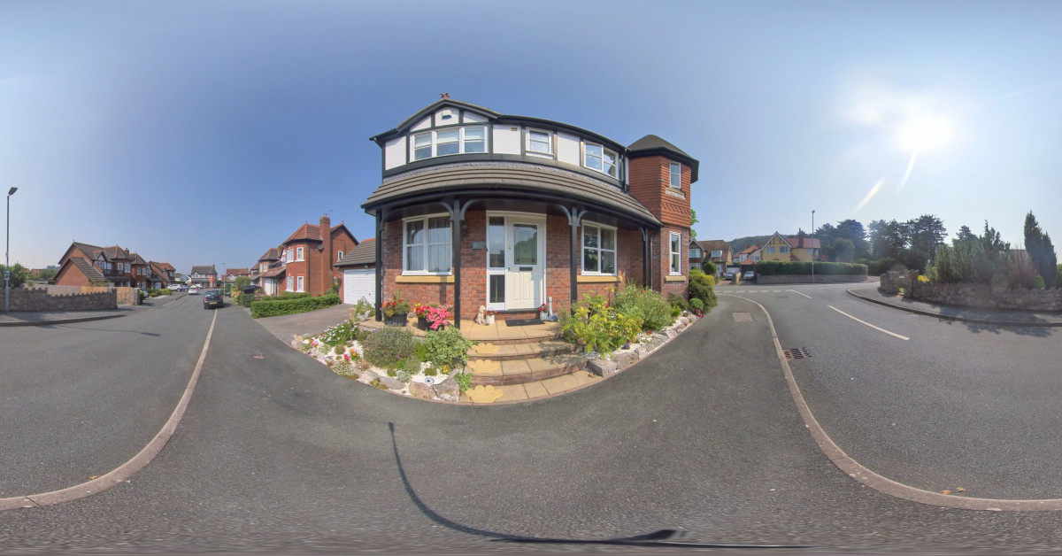 11 Albert Gardens, Llandudno