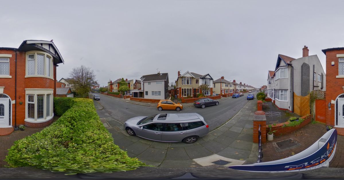 1 Kingston Avenue, Blackpool FY4 2BQ